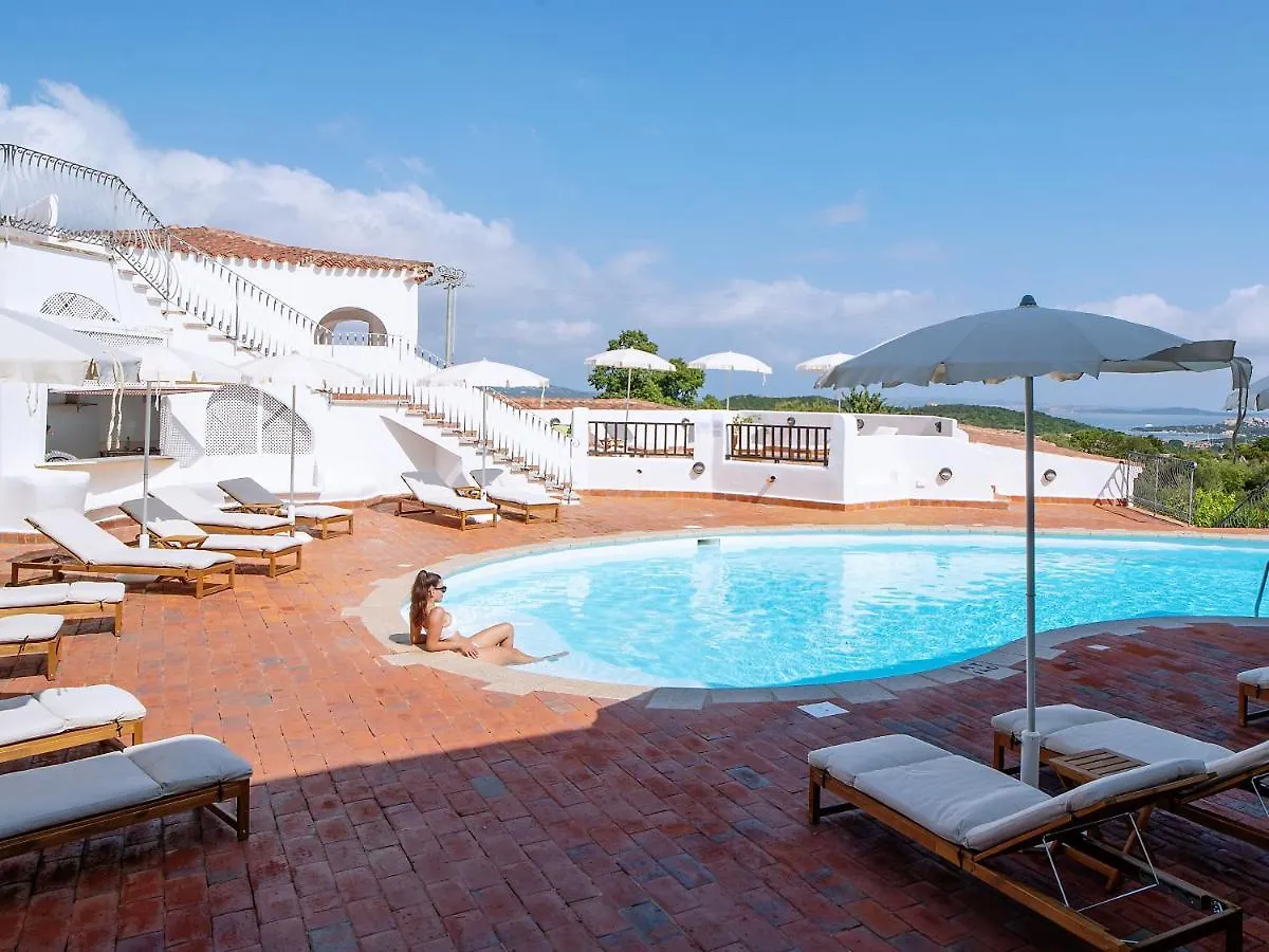 Hotel Pedra Santa Baja Sardinia 4*,