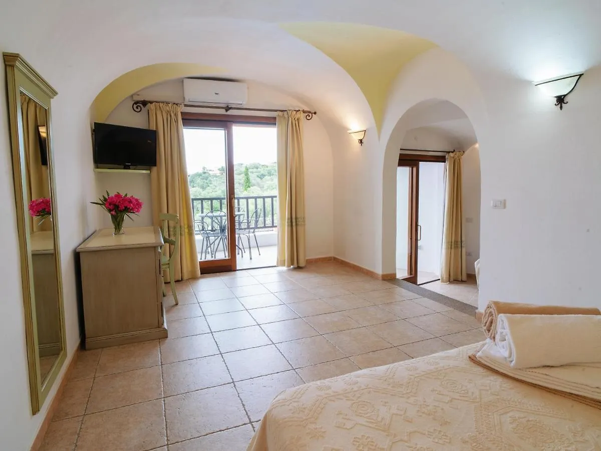 Hotel Pedra Santa Baja Sardinia