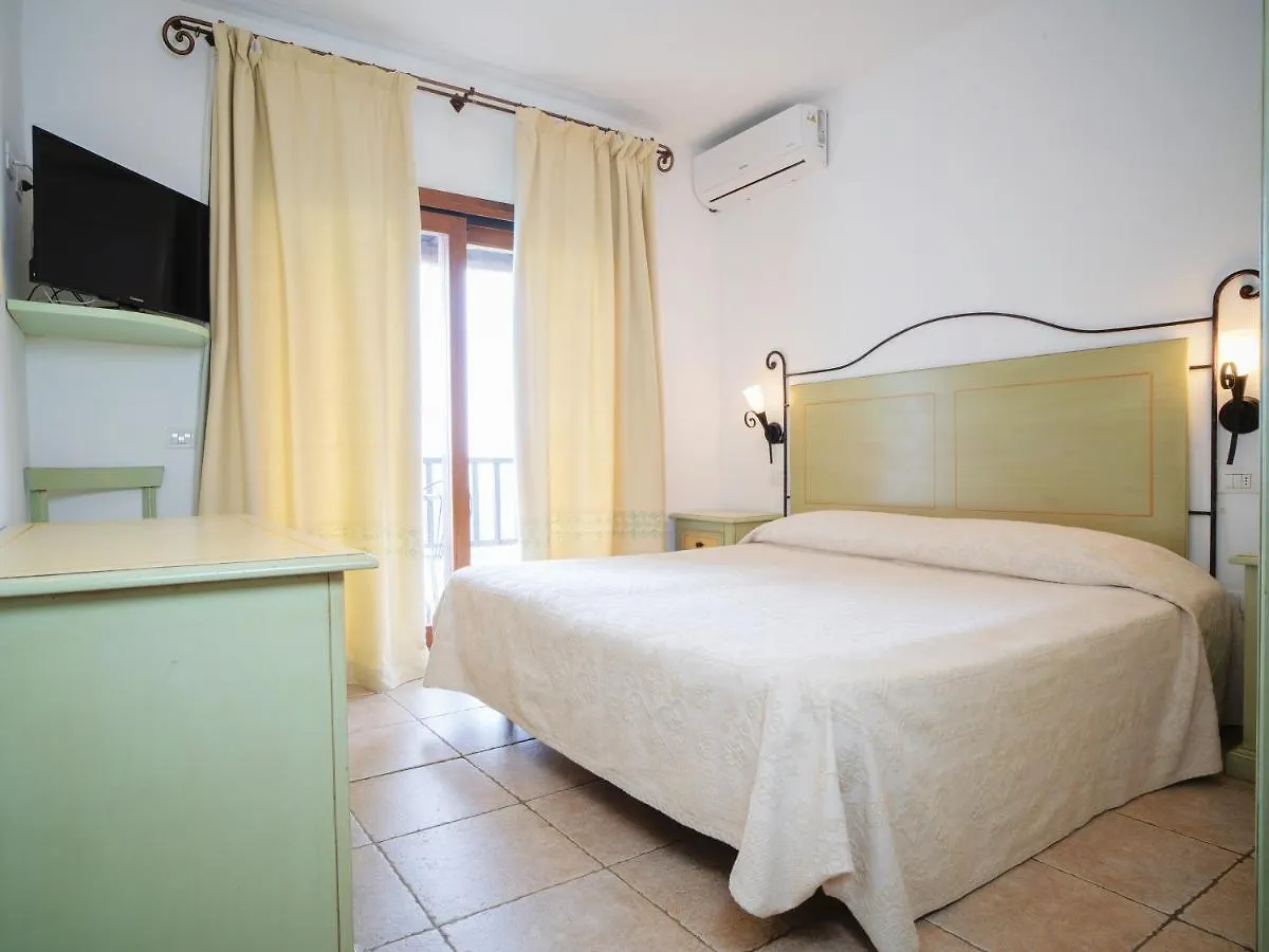 Hotel Pedra Santa Baja Sardinia