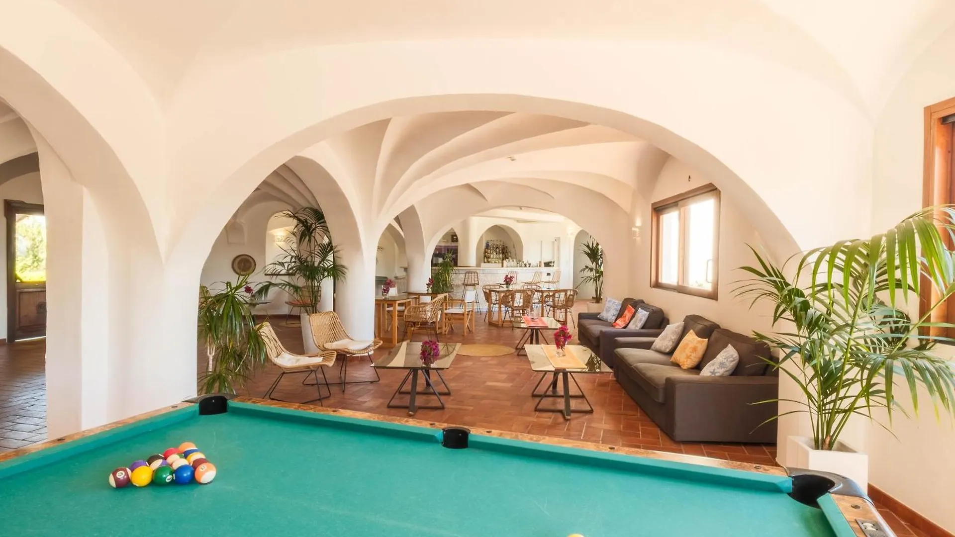 Hotel Pedra Santa Baja Sardinya 4*,  İtalya